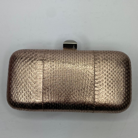 HALSTON HERITAGE SNAKE SKIN CLUTCH BRAND NEW - Picture 2 of 6